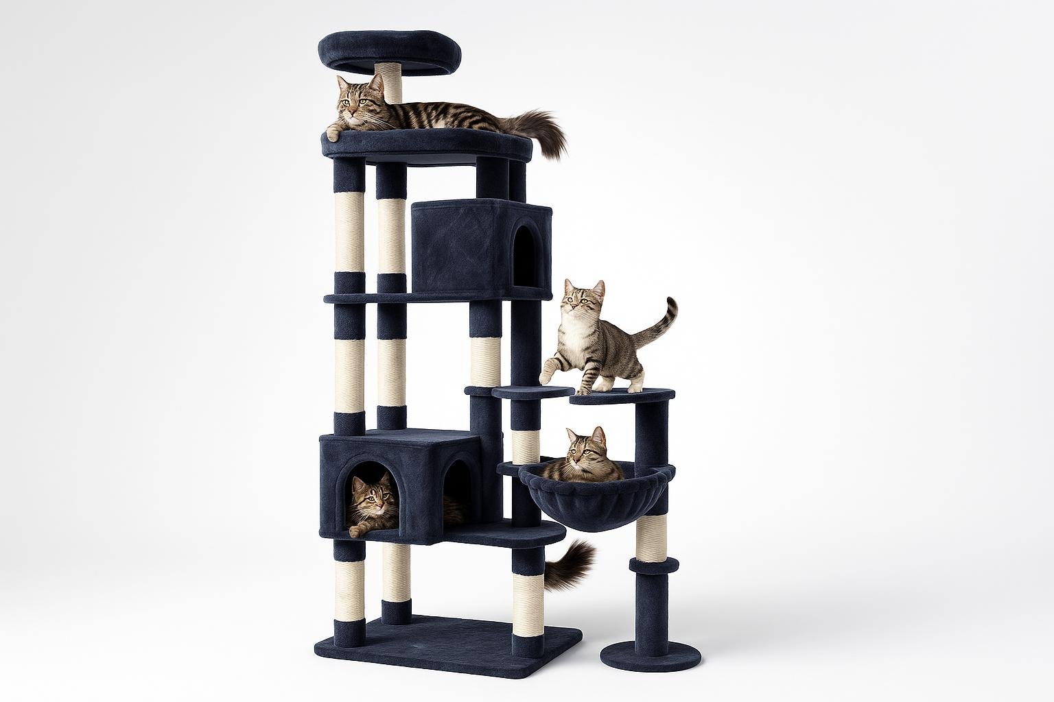 Globlazer tiragraffi XXL per gatti alti 213 cm in offerta su Amazon: una sola torre per più mici