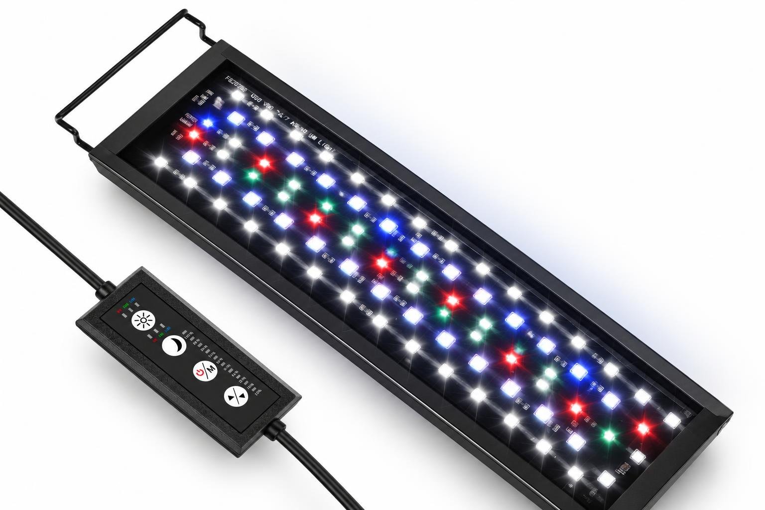 Luce LED hygger per acquario con timer: illuminazione regolabile in offerta su Amazon